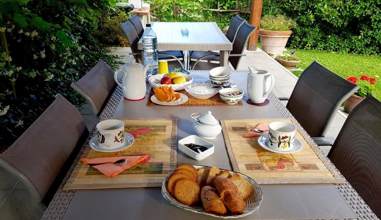Bed and Breakfast Il Casolare Penna Exterior foto